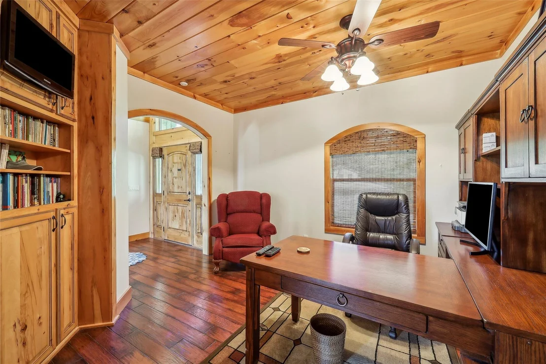 Photo of 225 Mcgregor Drive
