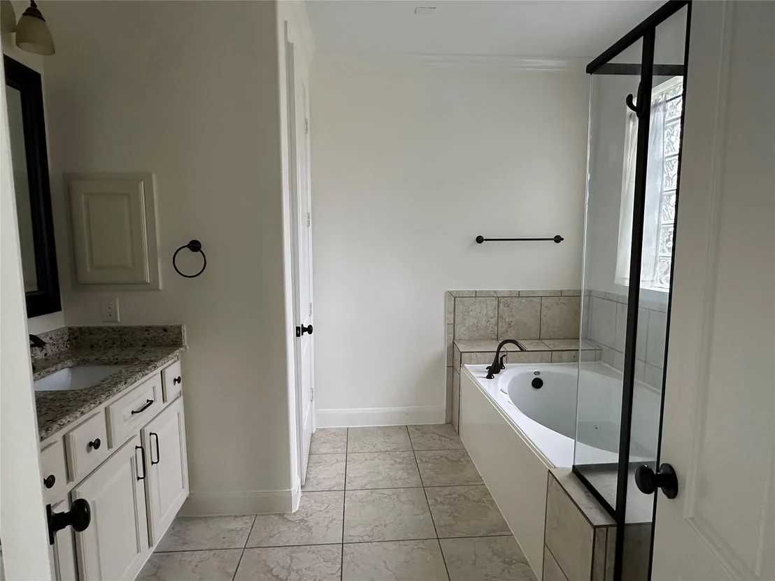 Photo of 4910 Pebble Beach Place