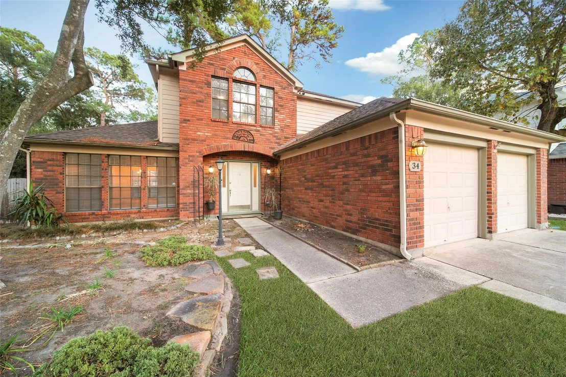 Photo of 34 Village Knoll Place