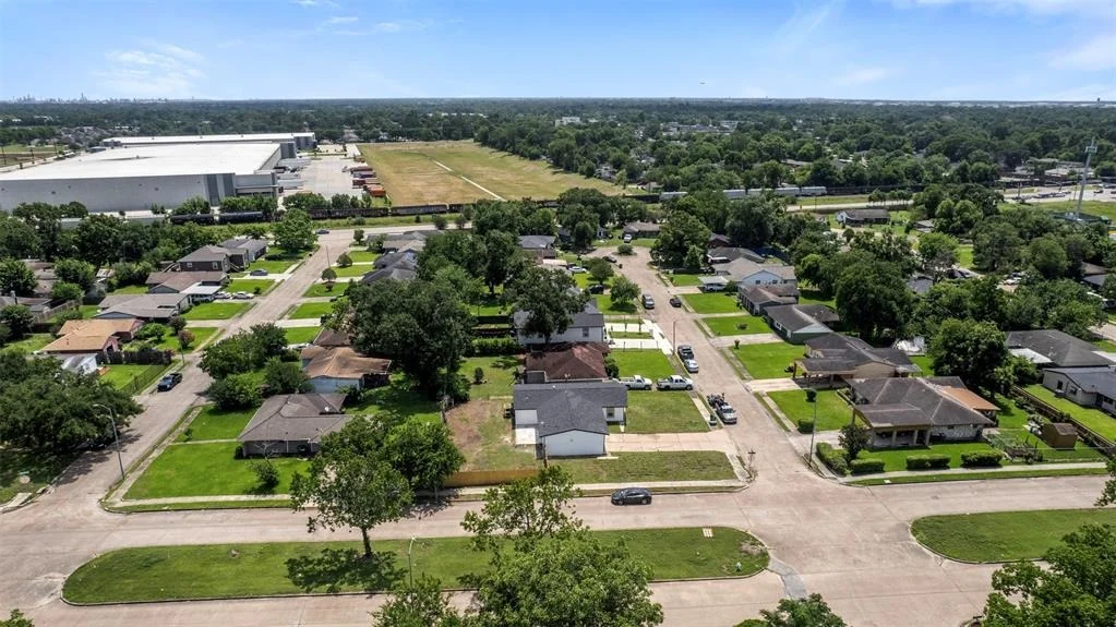 Photo of 6155 Ridgeway Drive