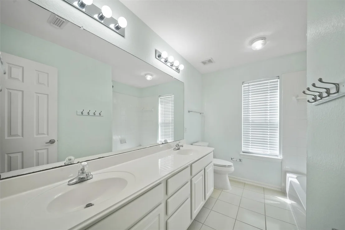 Photo of 131 Zephyr Bend Place