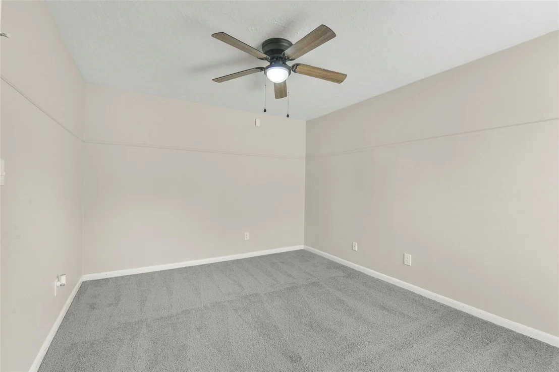 Photo of 4805 Whispering Falls Drive