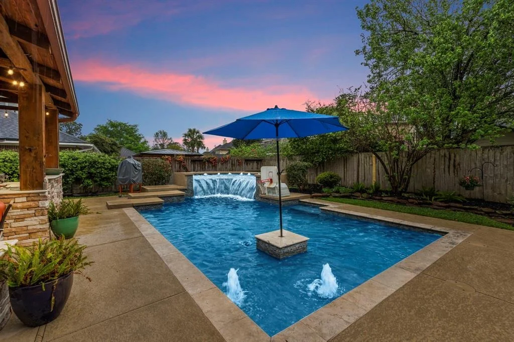Photo of 2123 River Bend Way