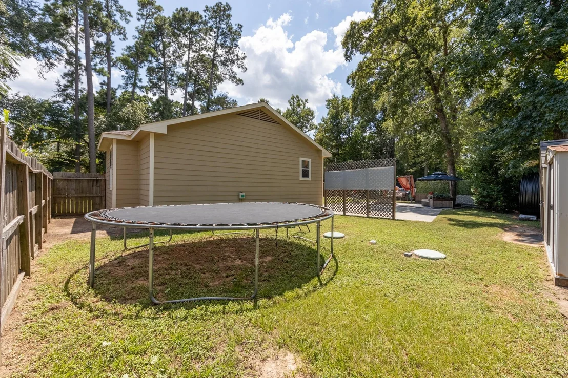 Photo of 10048 Crescent Drive