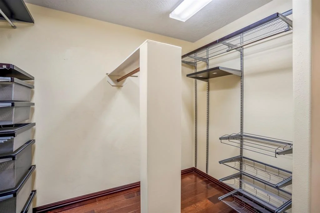 Photo of 5922 Skyhaven Lane