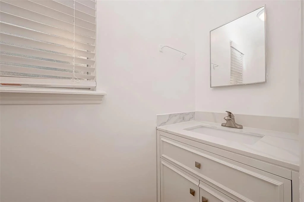 Photo of 5902 Templegate Drive
