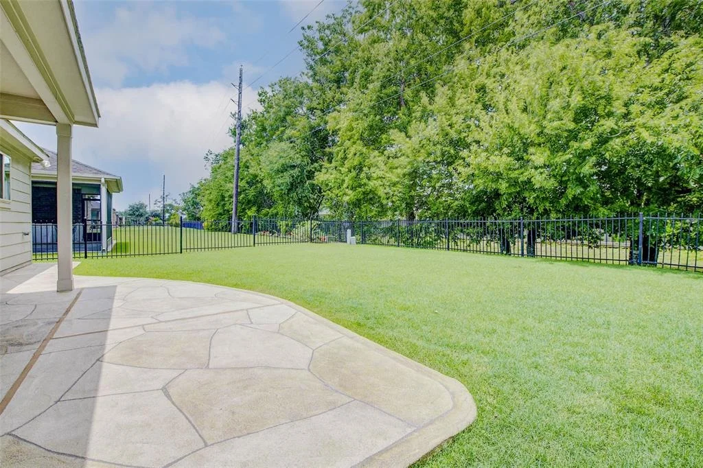 Photo of 438 Mistflower Drive