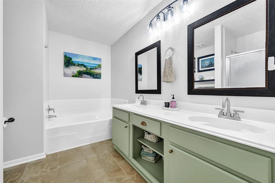 Photo of 22318 Hollybranch Drive