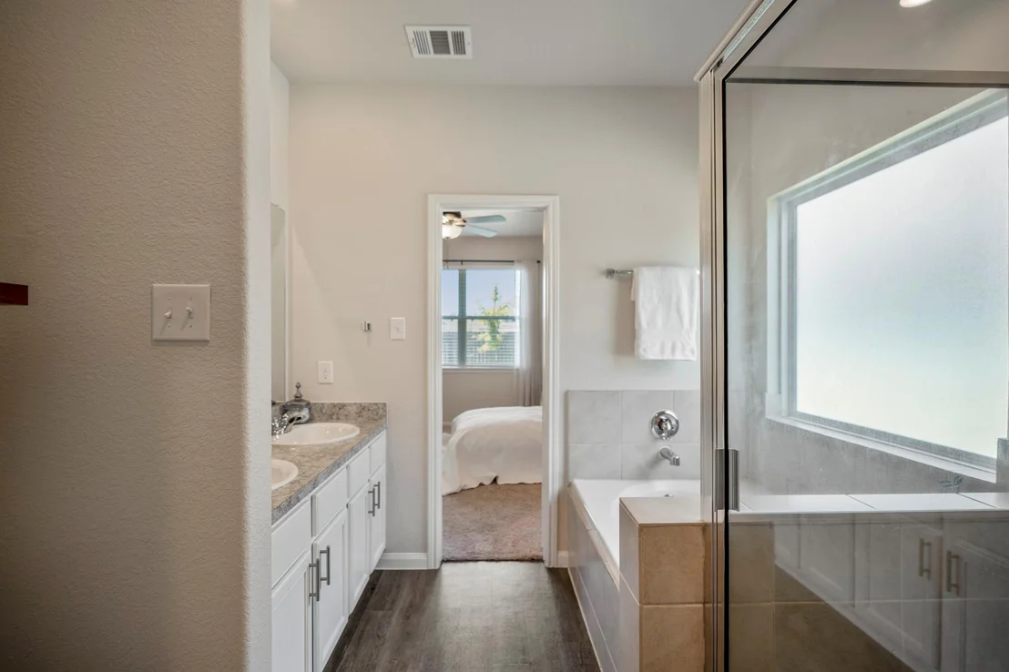 Photo of 2355 Mount Locke Path