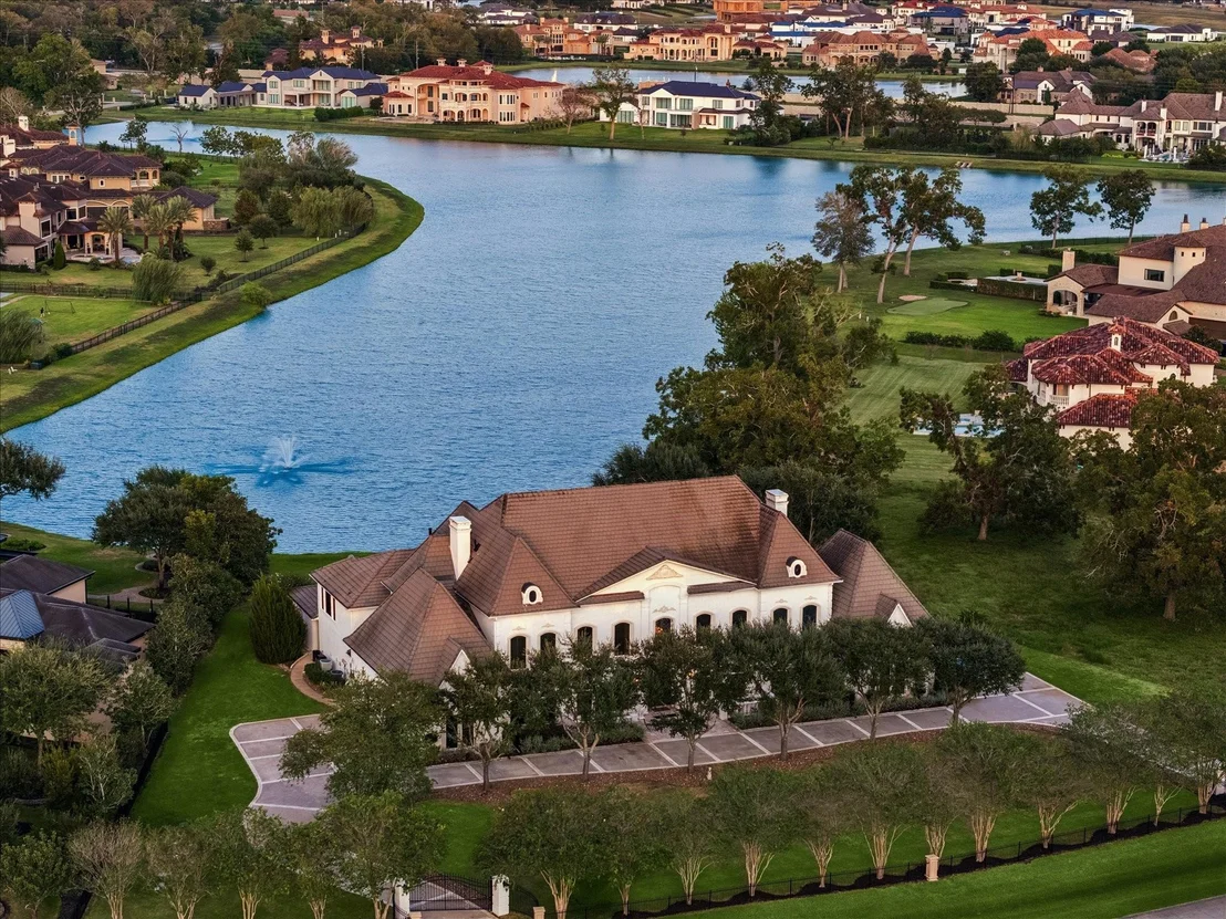 Photo of 18 Sovereign Circle