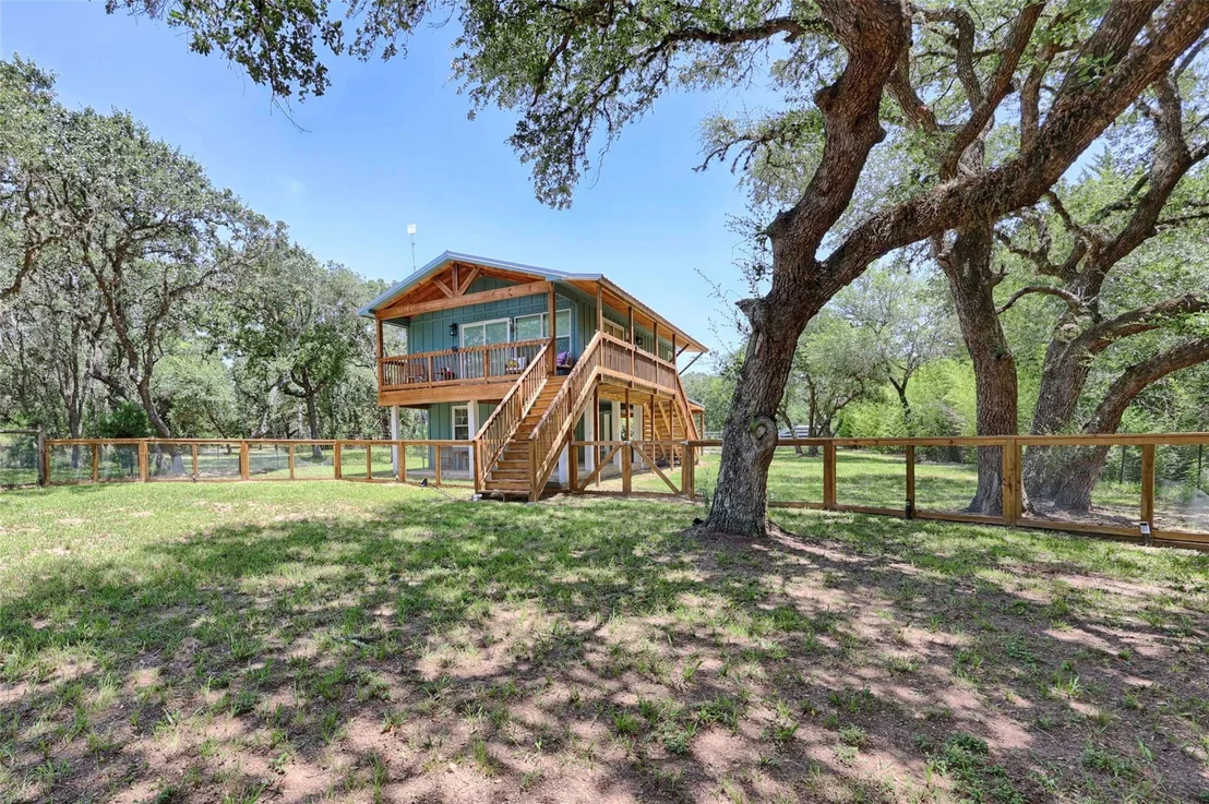 Photo of 207 Hickory Drive