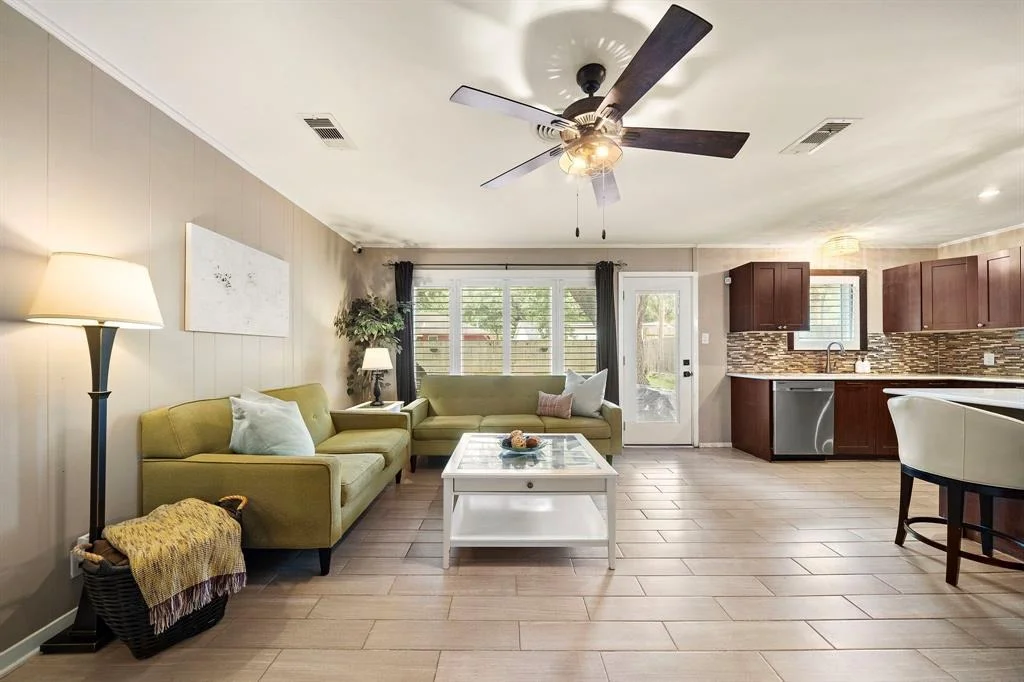 Photo of 5319 Saxon Drive