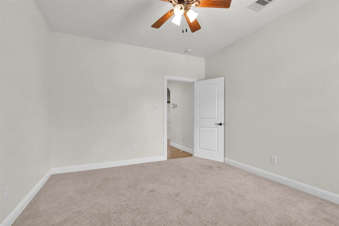 Photo of 11498 Oak Springs Drive