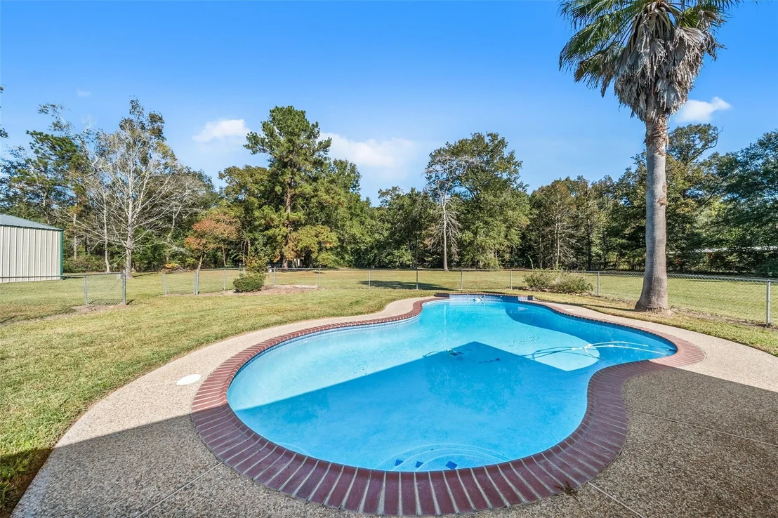 Photo of 1085 County Road 2222