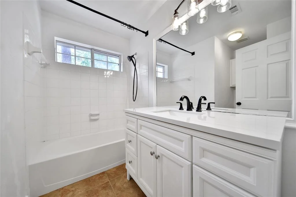 Photo of 82 Terraglen Drive