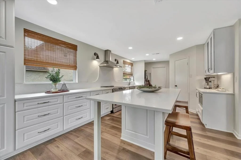 Photo of 15050 Pearhaven Drive