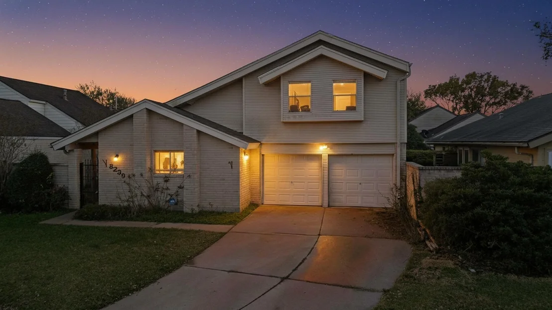 Photo of 8239 Twin Tree Lane