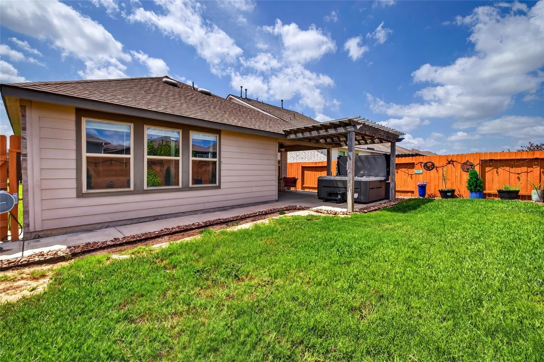 Photo of 25526 Rancho Espirito Lane