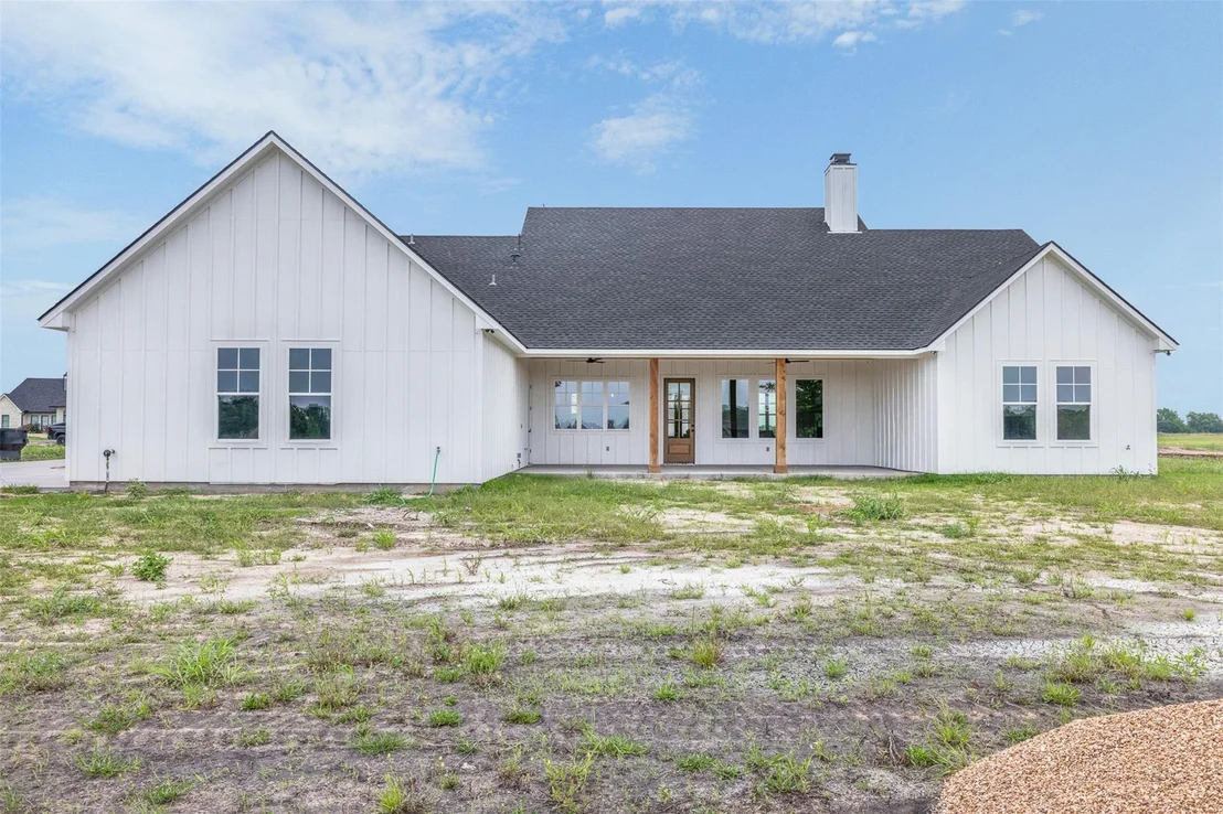 Photo of 112 Court Side Drive