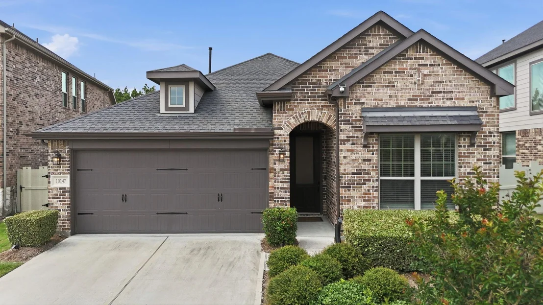 Photo of 10147 Bayou Oaks Drive