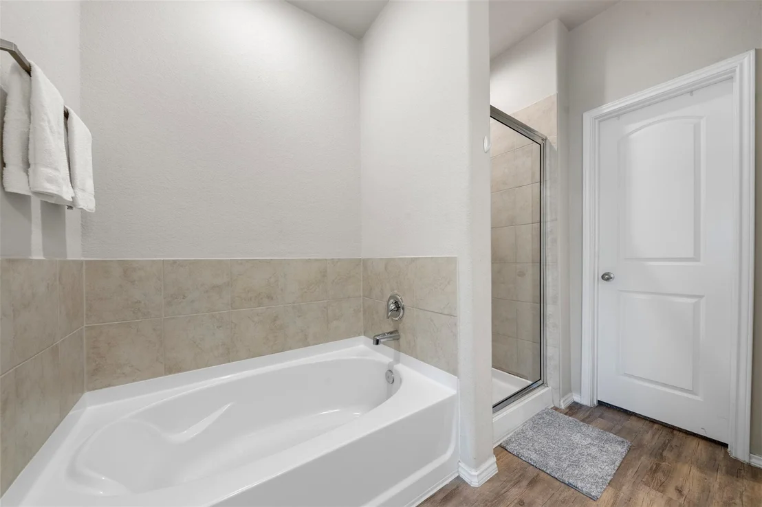 Photo of 6031 Purple Iris Street
