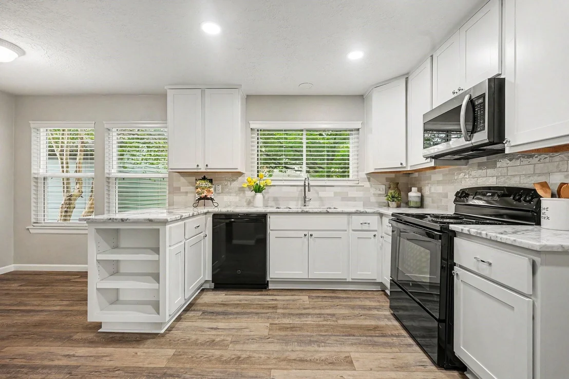 Photo of 15703 Maple Manor Drive