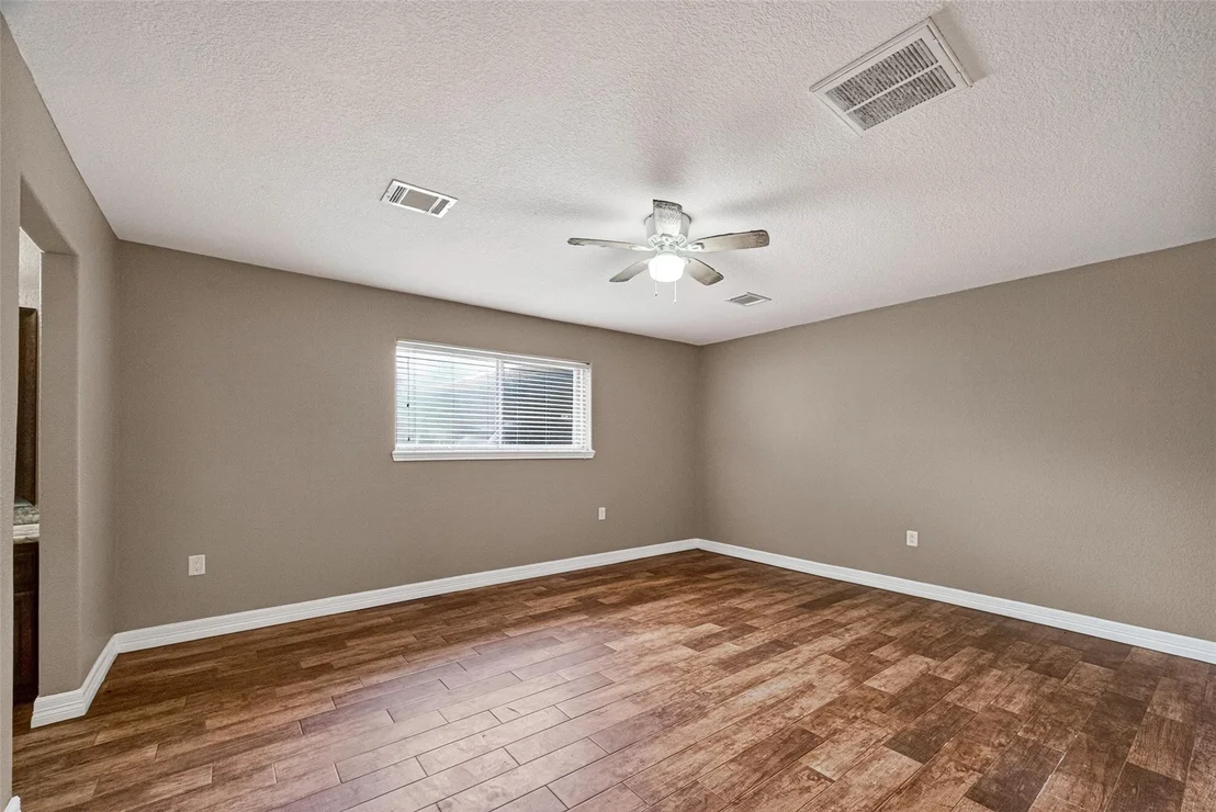 Photo of 12839 Eastbrook Drive