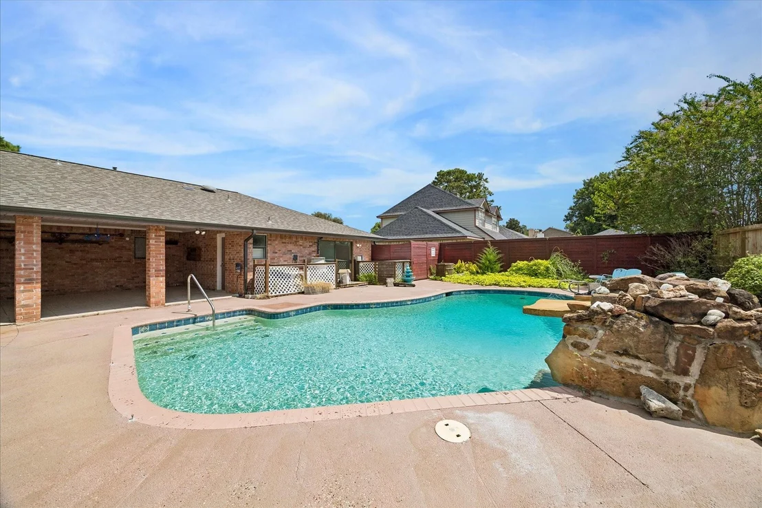 Photo of 19614 Suncove Lane