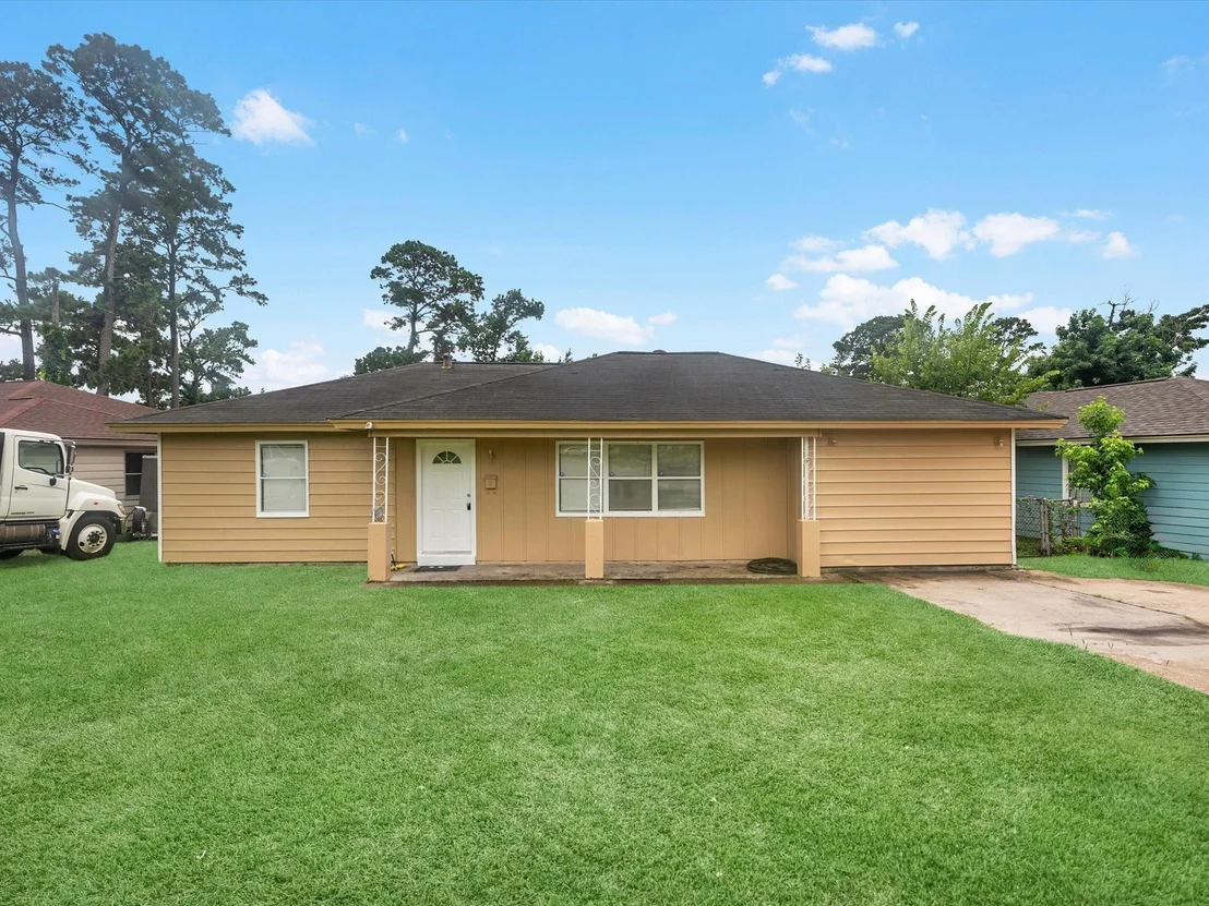 Photo of 838 Rosewick Street
