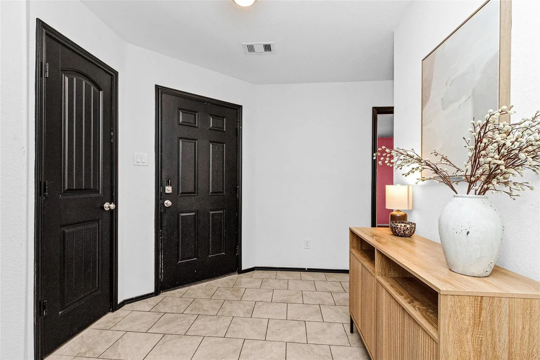 Photo of 23050 Ari Creek Way