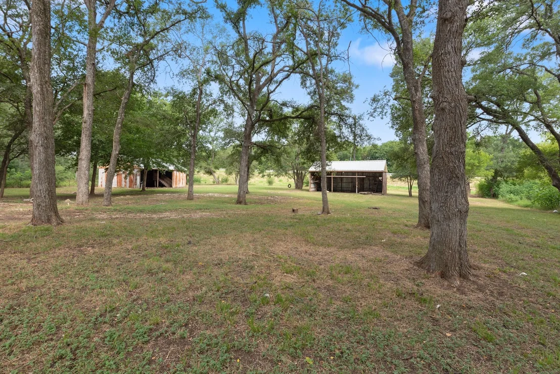 Photo of 1264 Matthews Way