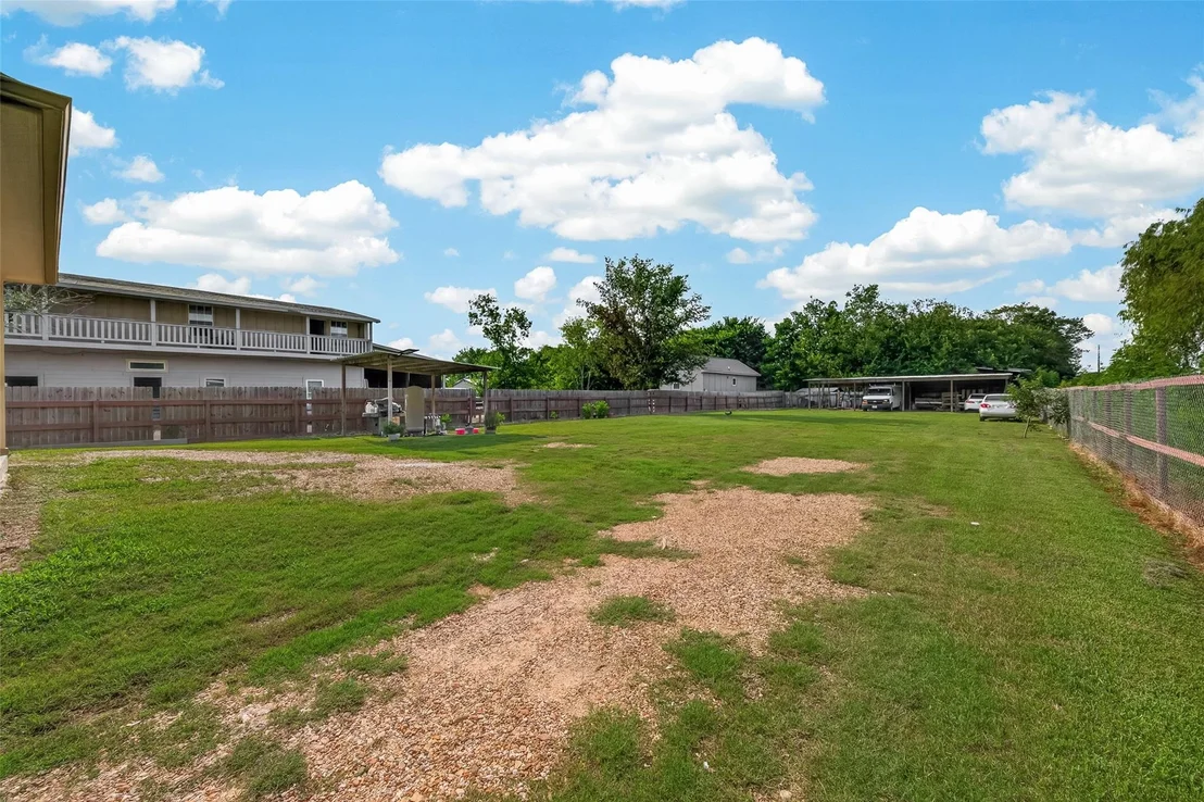 Photo of 709 Coen Road