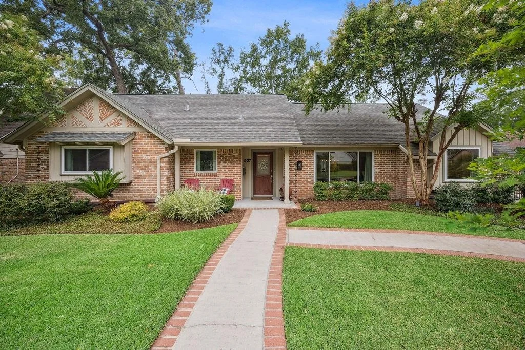 Photo of 507 Ashford Forest Drive