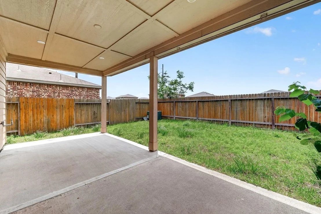 Photo of 228 Elm Patch