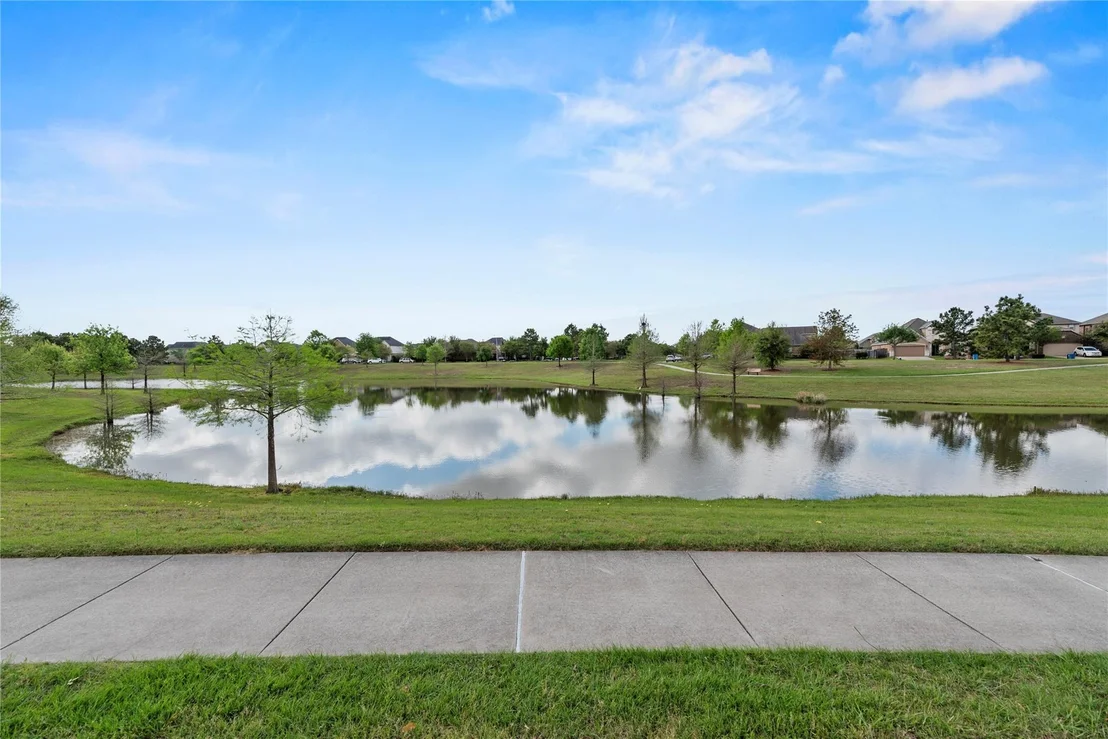 Photo of 18702 Town Bluff Drive