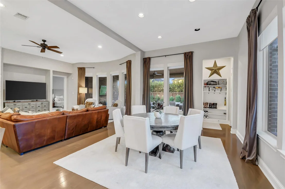 Photo of 5410 Briarcliff Lane