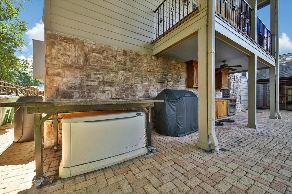 Photo of 1147 Thornton Road