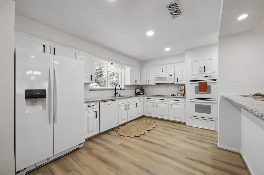 Photo of 16023 Cavendish Drive