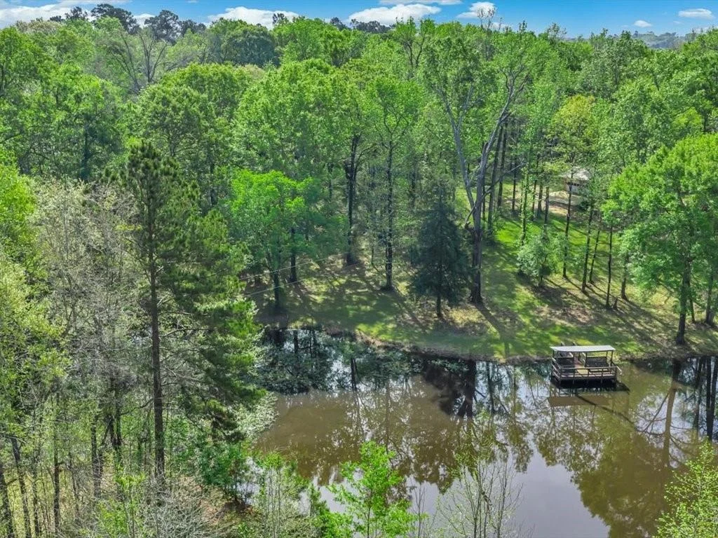 Photo of 235 County Barn Rd
