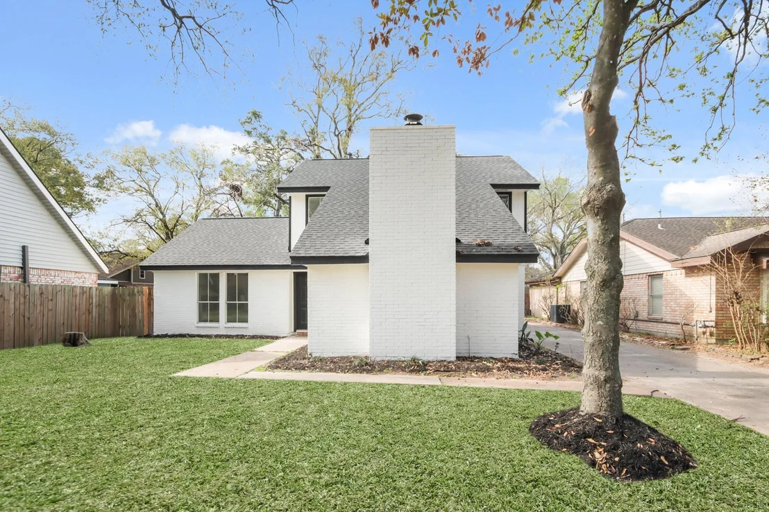 Photo of 19431 Enchanted Oaks Drive