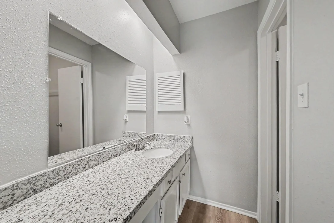 Photo of 2710 Village Circle Drive