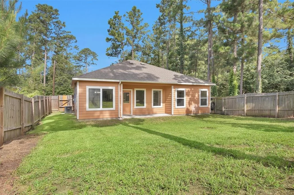 Photo of 15704 Sycamore Drive