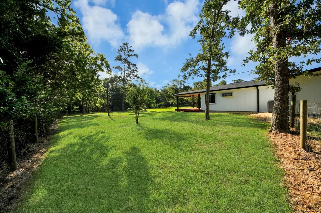 Photo of 26032 Pine Oak Drive