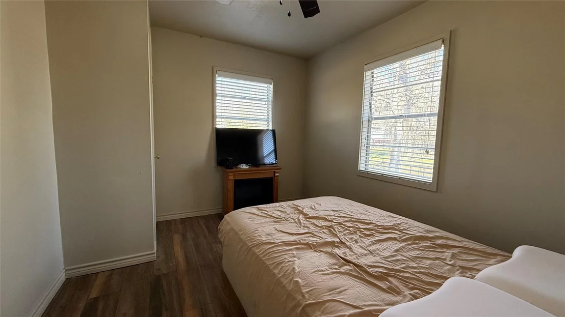 Photo of 201 Hackberry Lane