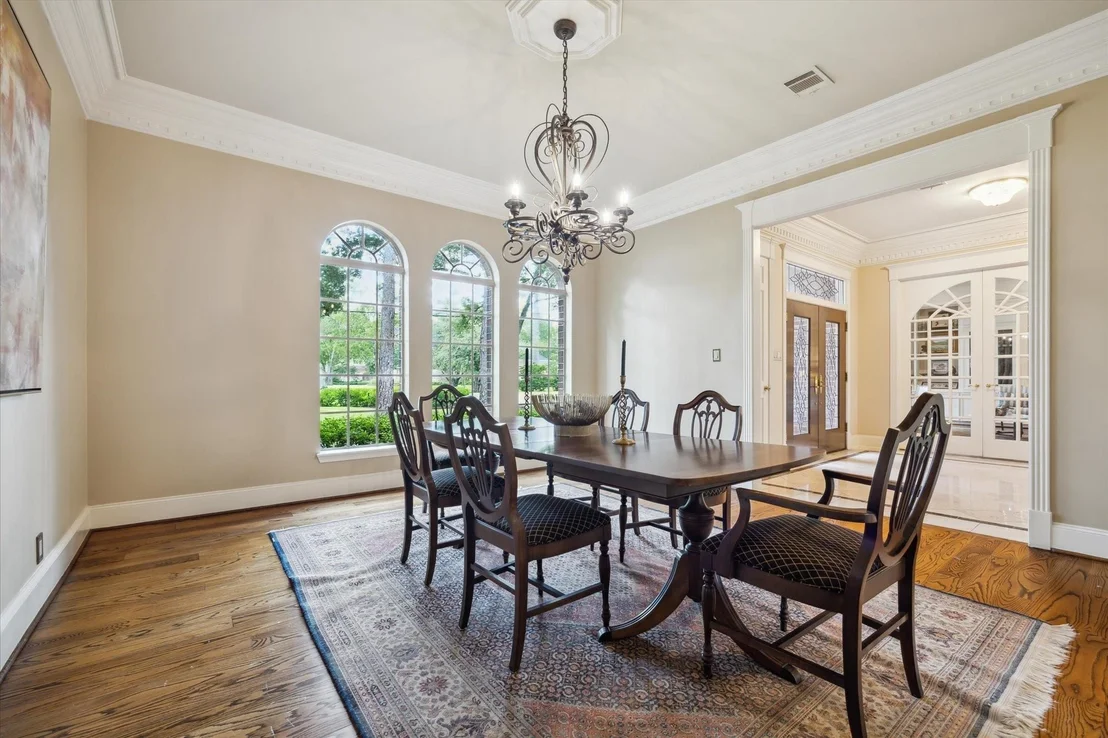 Photo of 345 Knipp Road