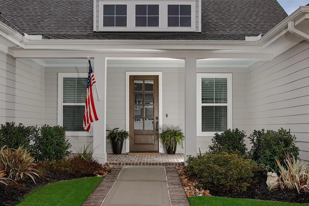 Photo of 2348 Goldenglade Drive