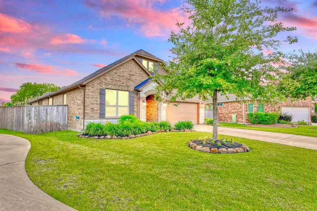 Photo of 27727 Gracefield Lane