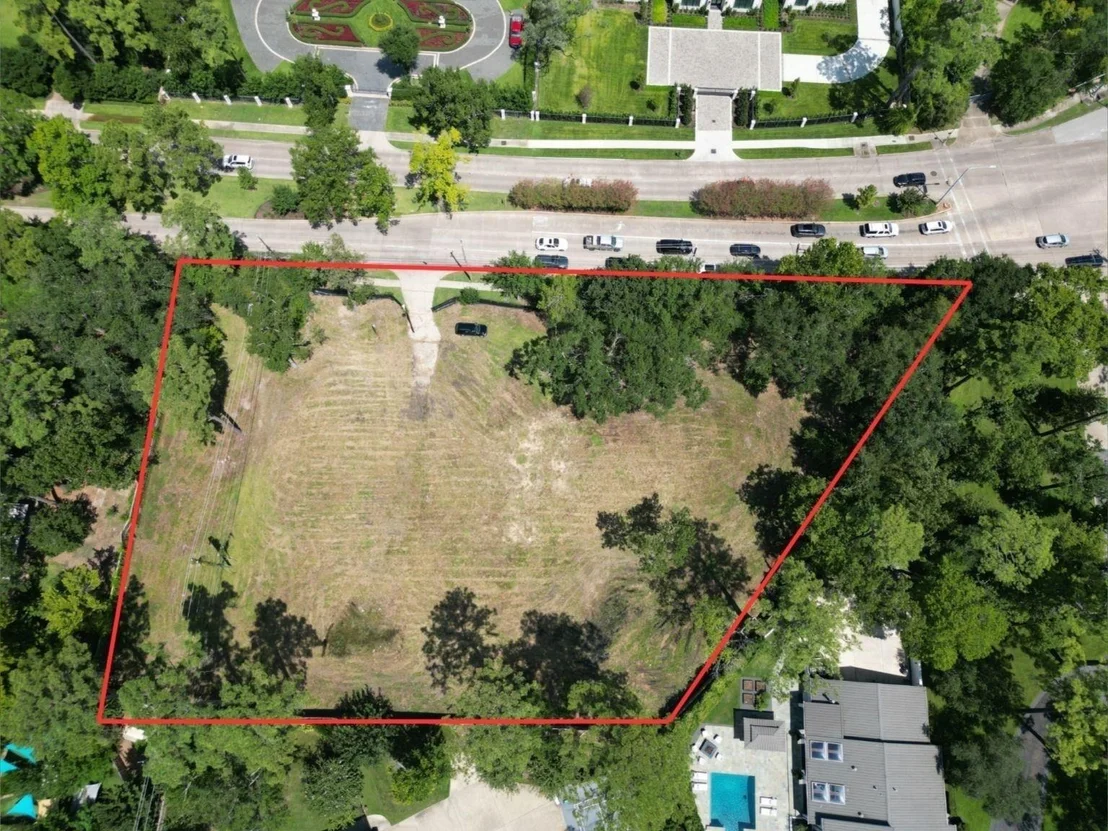 Photo of 11439 Memorial Drive