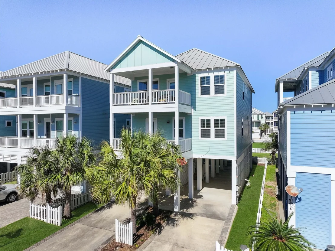 Photo of 3827 Neptune