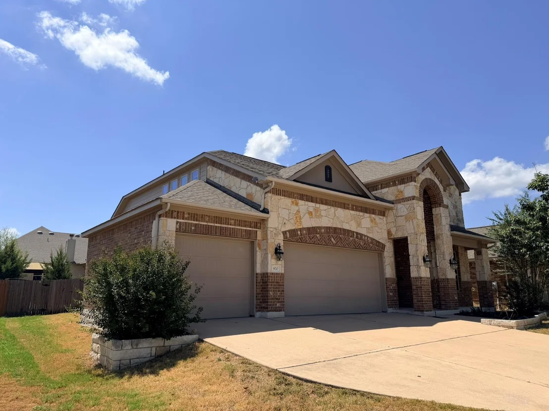 Photo of 920 Arvada Drive